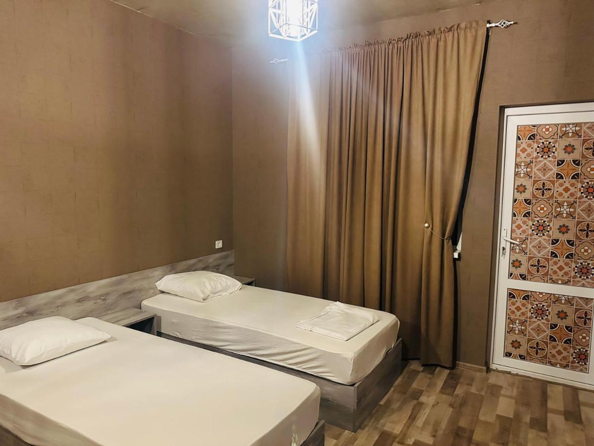 Nid Hotel Tbilissi Extérieur photo