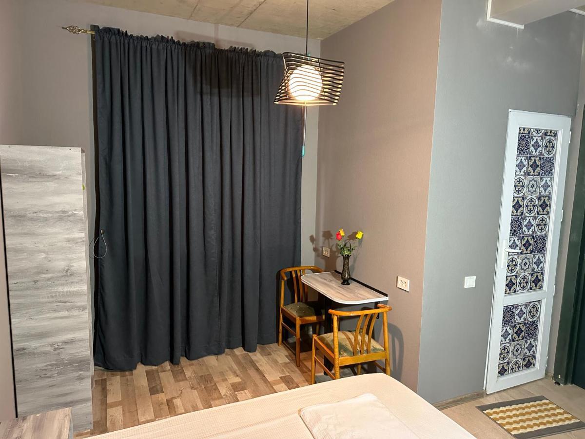 Nid Hotel Tbilissi Extérieur photo