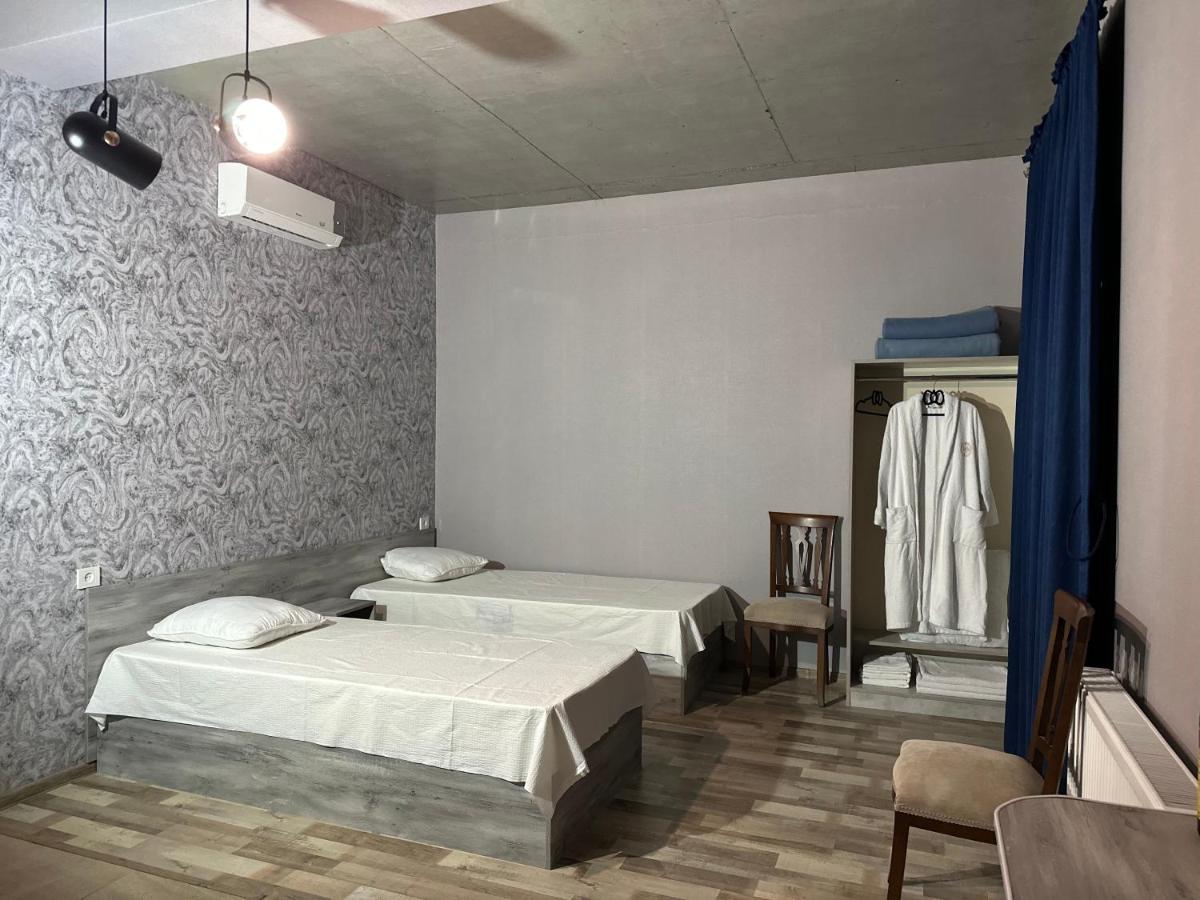 Nid Hotel Tbilissi Extérieur photo