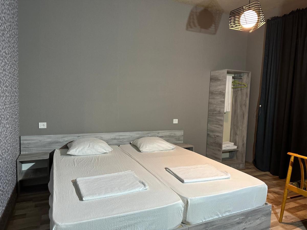 Nid Hotel Tbilissi Extérieur photo