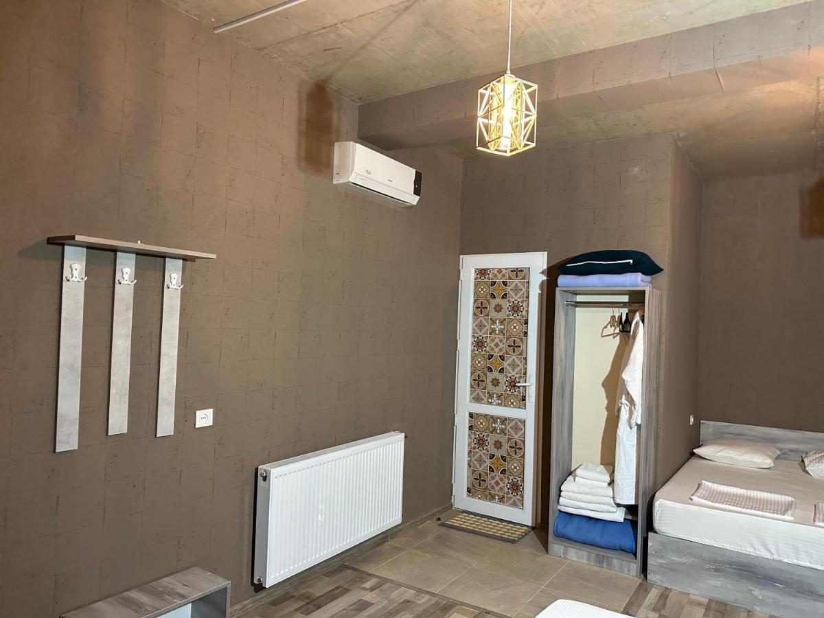 Nid Hotel Tbilissi Extérieur photo