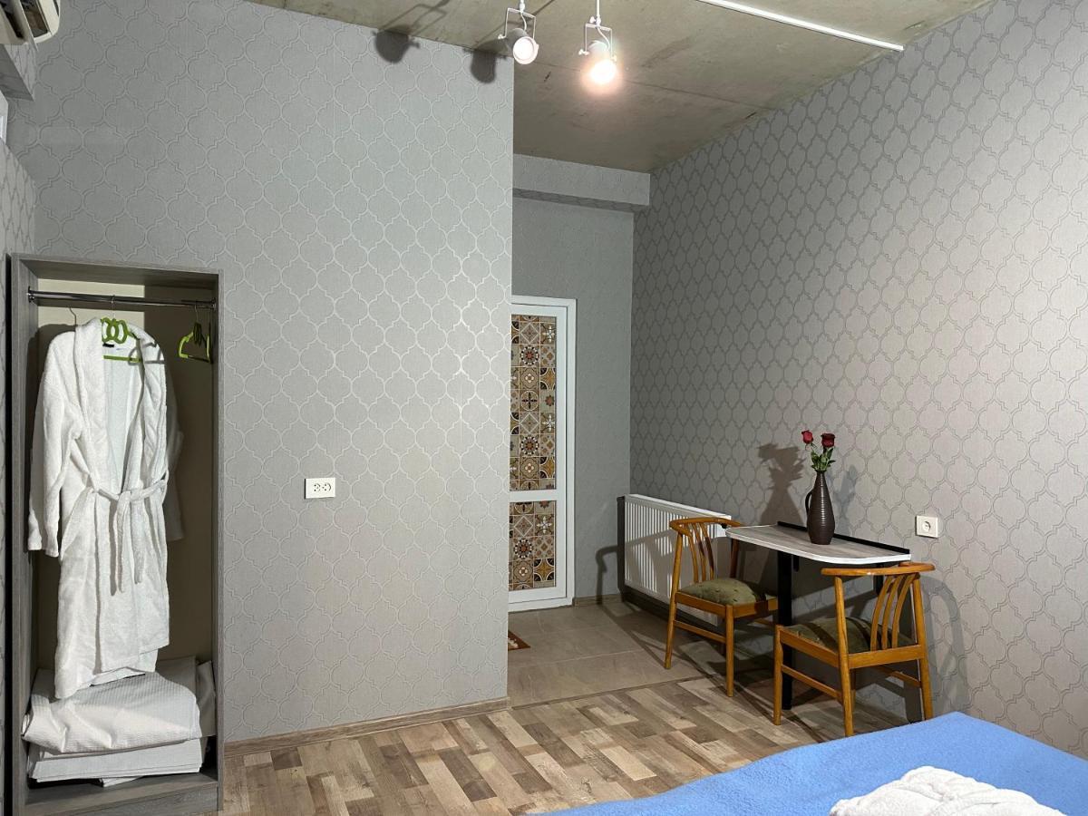 Nid Hotel Tbilissi Extérieur photo