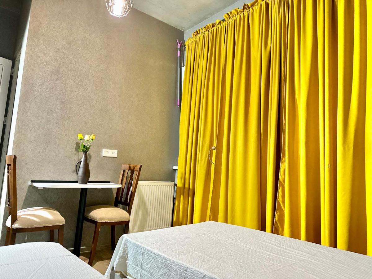 Nid Hotel Tbilissi Extérieur photo