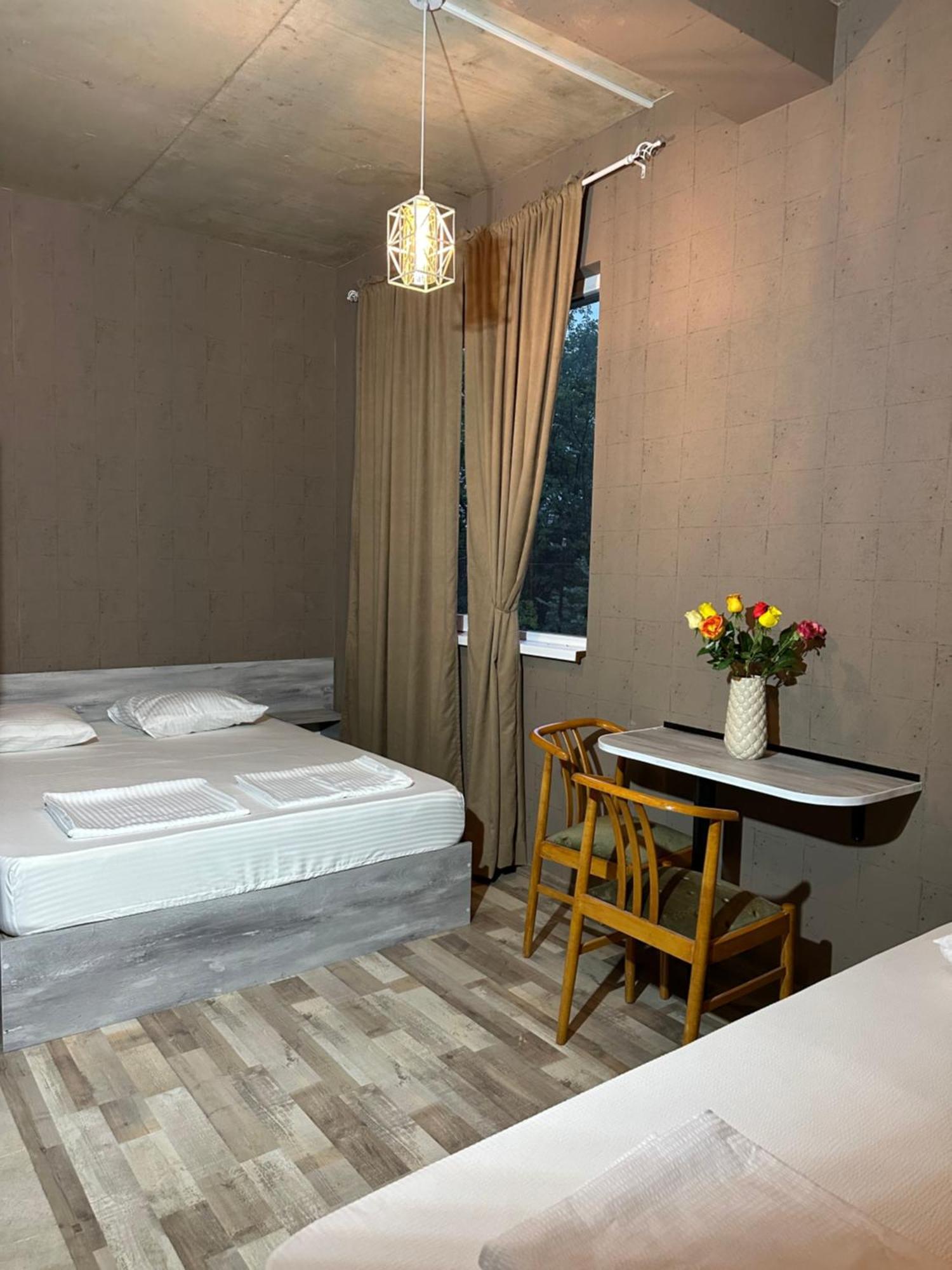 Nid Hotel Tbilissi Extérieur photo