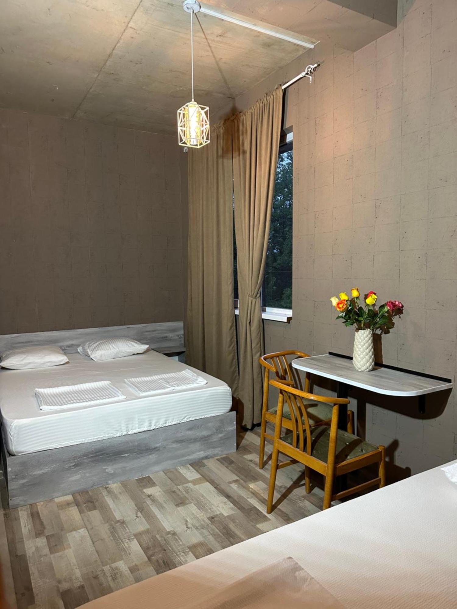 Nid Hotel Tbilissi Extérieur photo