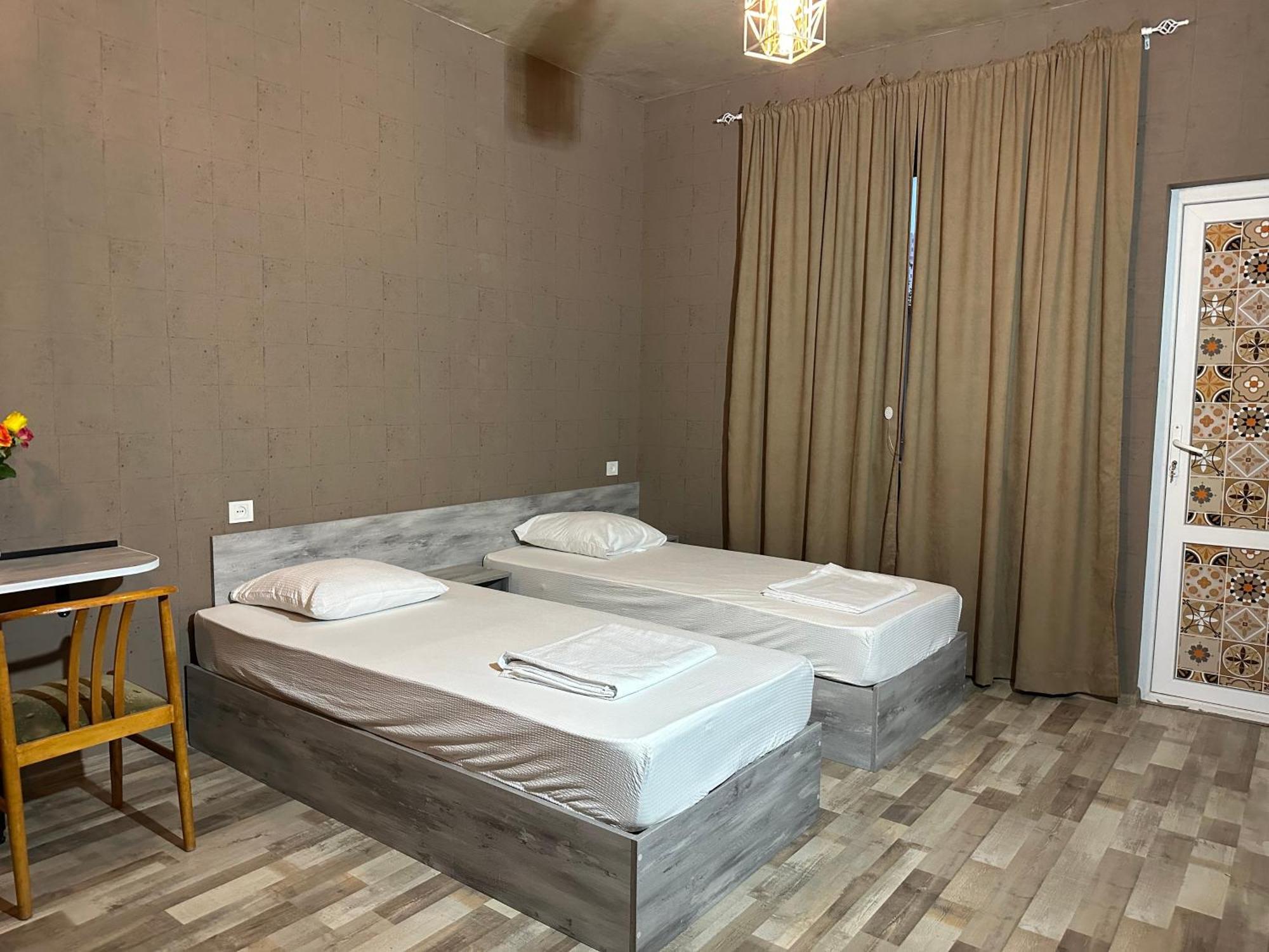 Nid Hotel Tbilissi Extérieur photo